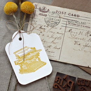 vintage-typewriter-swing-tag-label