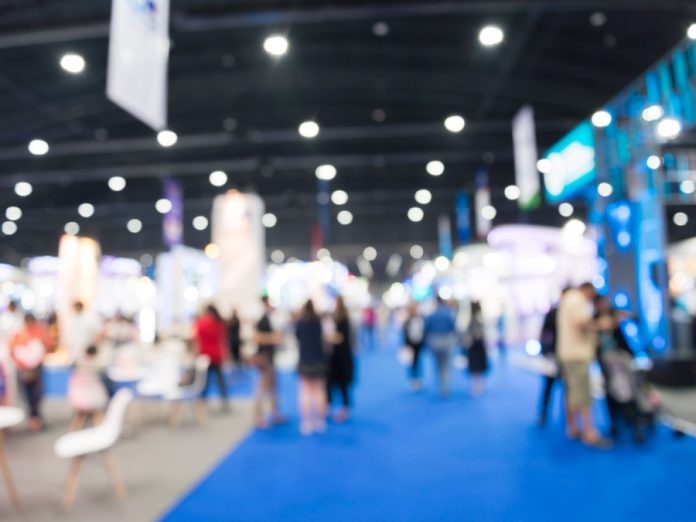 Expozitie neasteptata print blog header