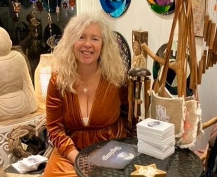 Cali Curandera, Autorin von 'Ein Leben auf dem Mond'